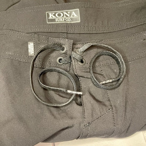 Men’s Kona Board shorts, Black, Size 40” waist - Picture 11 of 15